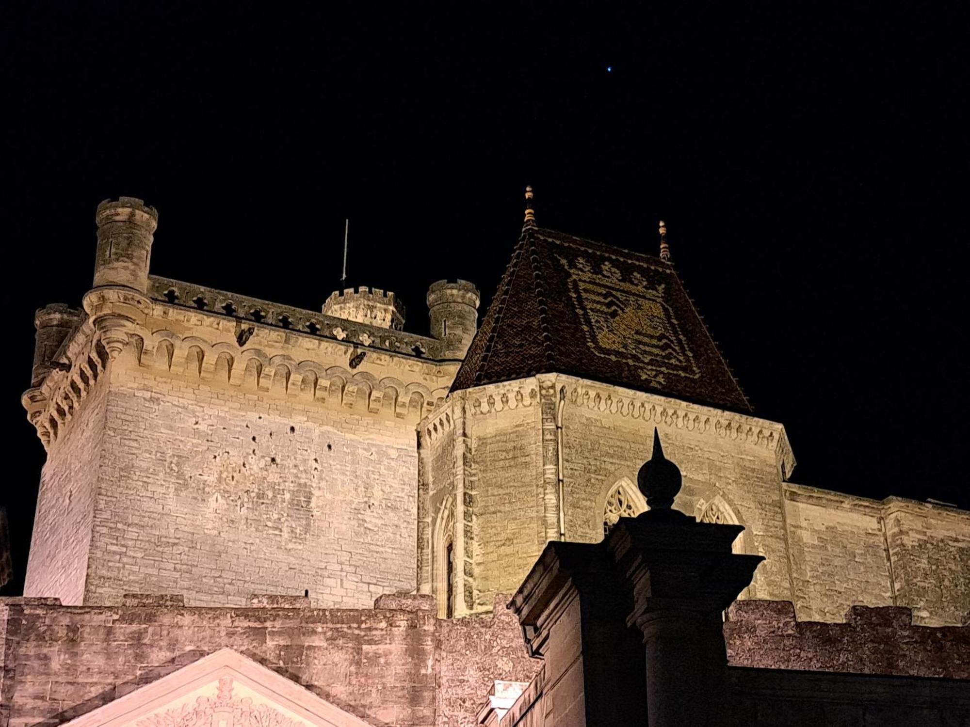 Le Mas Du Lac Uzès Esterno foto